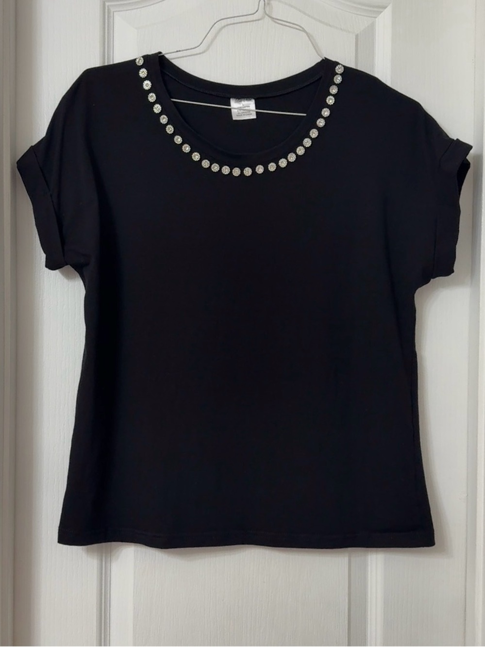 Leslie Rose black short cuffed sleeve shirt silver rhinestone embellishments L